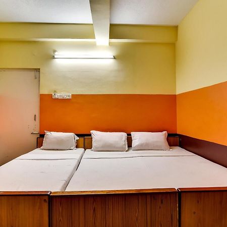 Hotel O Srinivasa Residency Lodge Tirupati Esterno foto